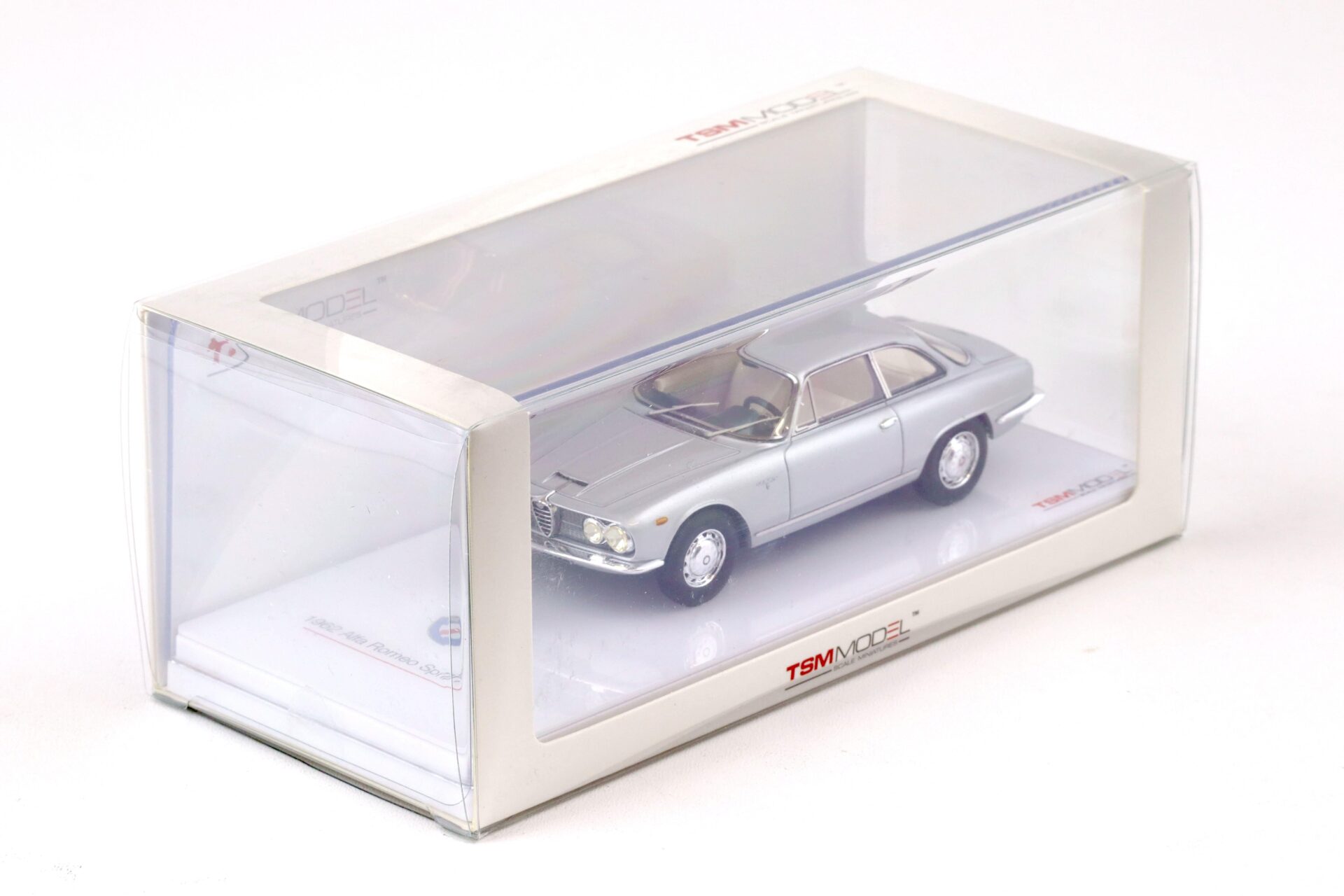 1:43 TSM 1962 Alfa Romeo Sprint 2600 light silver TSM164393