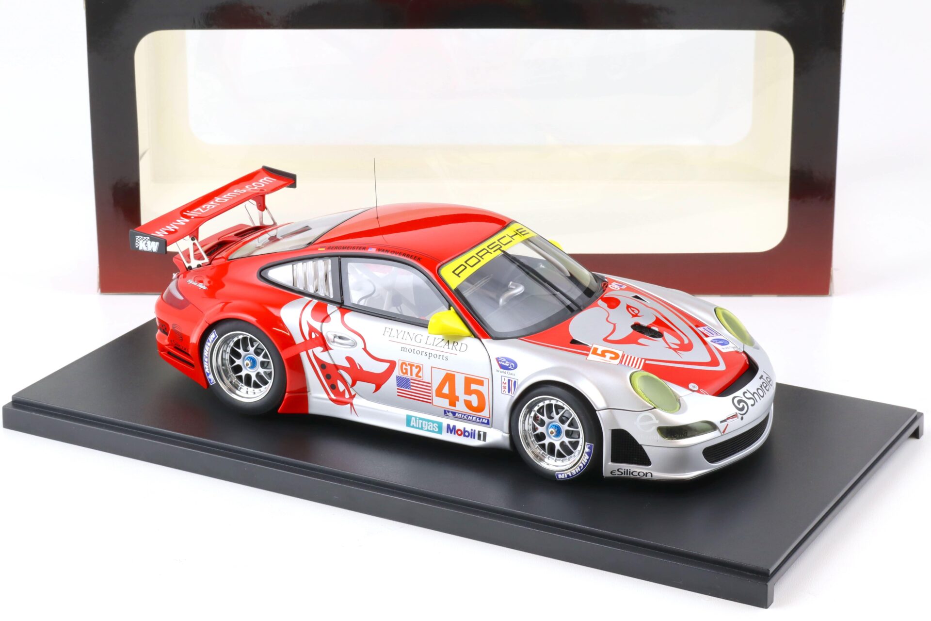 1:18 AUTOart Porsche 911 (997) GT3 RSR ALMS 2007 "Flying Lizard" #45