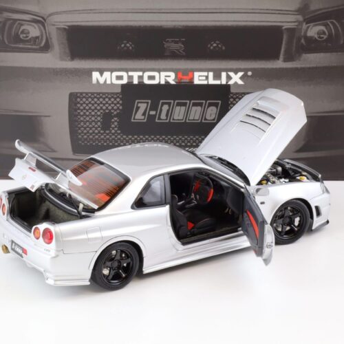 1:18 Motorhelix Nissan Skyline GT-R (R34) Z-Tune Nismo silver + engine M83404