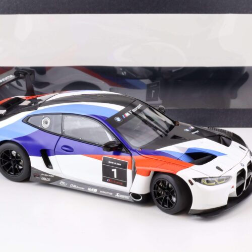 1:18 Minichamps BMW M4 GT3 Presentation 2021 #1 white/blue/red DEALER VERSION