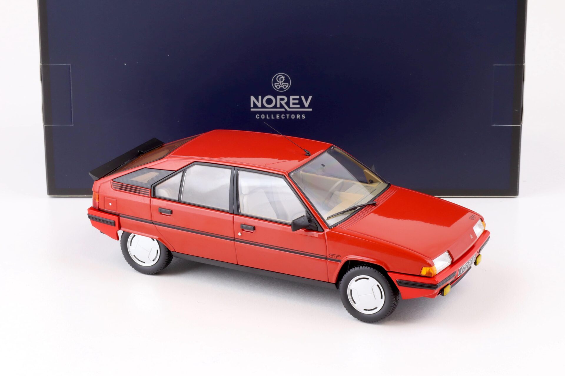 1:18 Norev Citroen BX 19 GT 1984 Vallelunga red - Limited 300 pcs.
