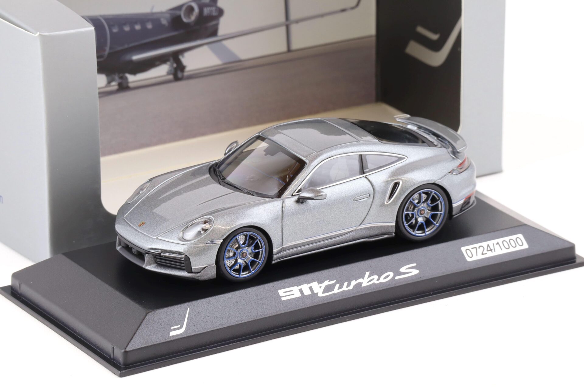 1:43 Minichamps Porsche 911 (992) Turbo S Exclusive Embraer grey WAP DEALER