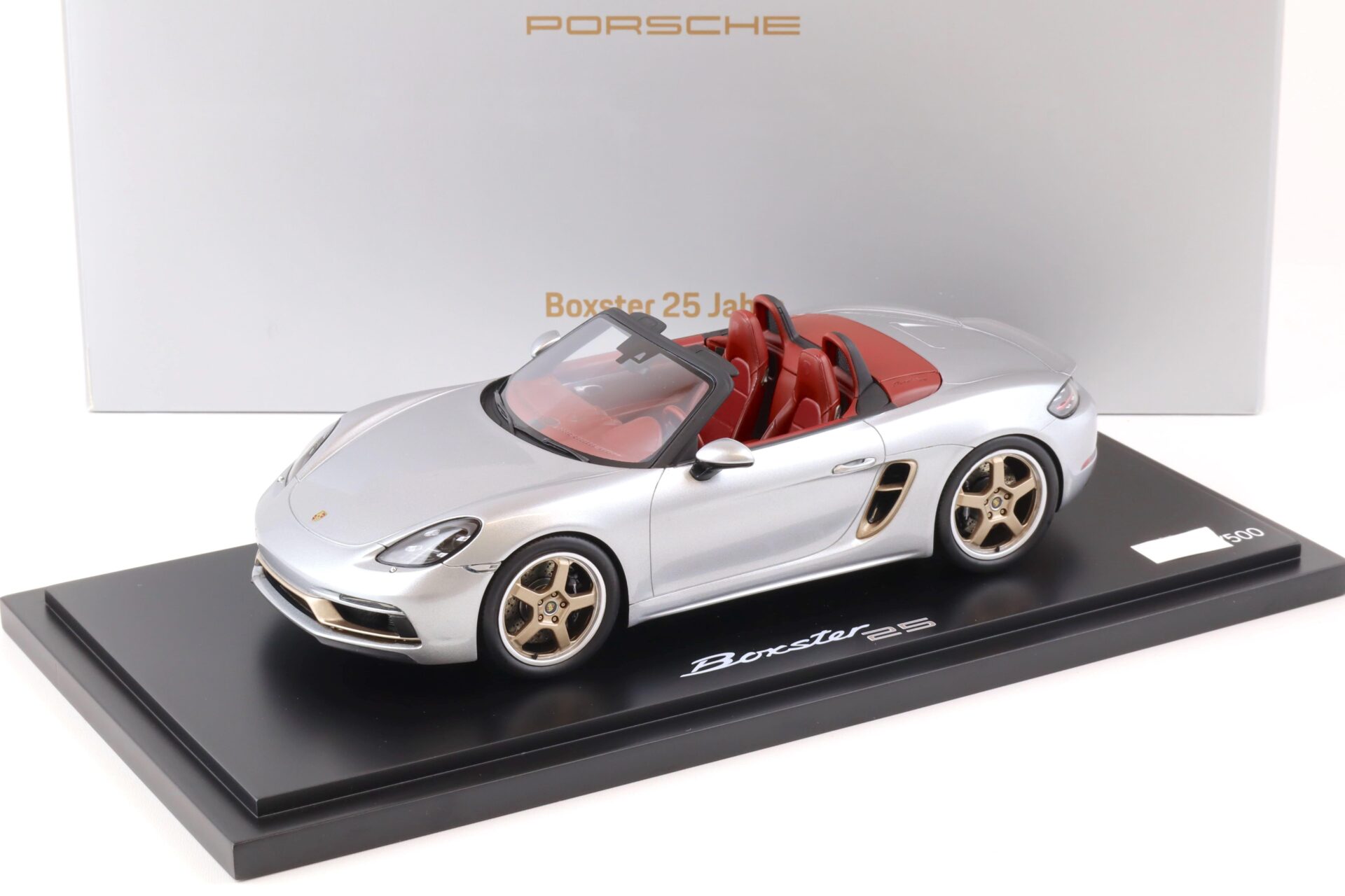 ID 75520 orig.jpg 1:18 Spark Porsche Boxster (982) Spider 25 Jahre Boxster silver WAP DEALER