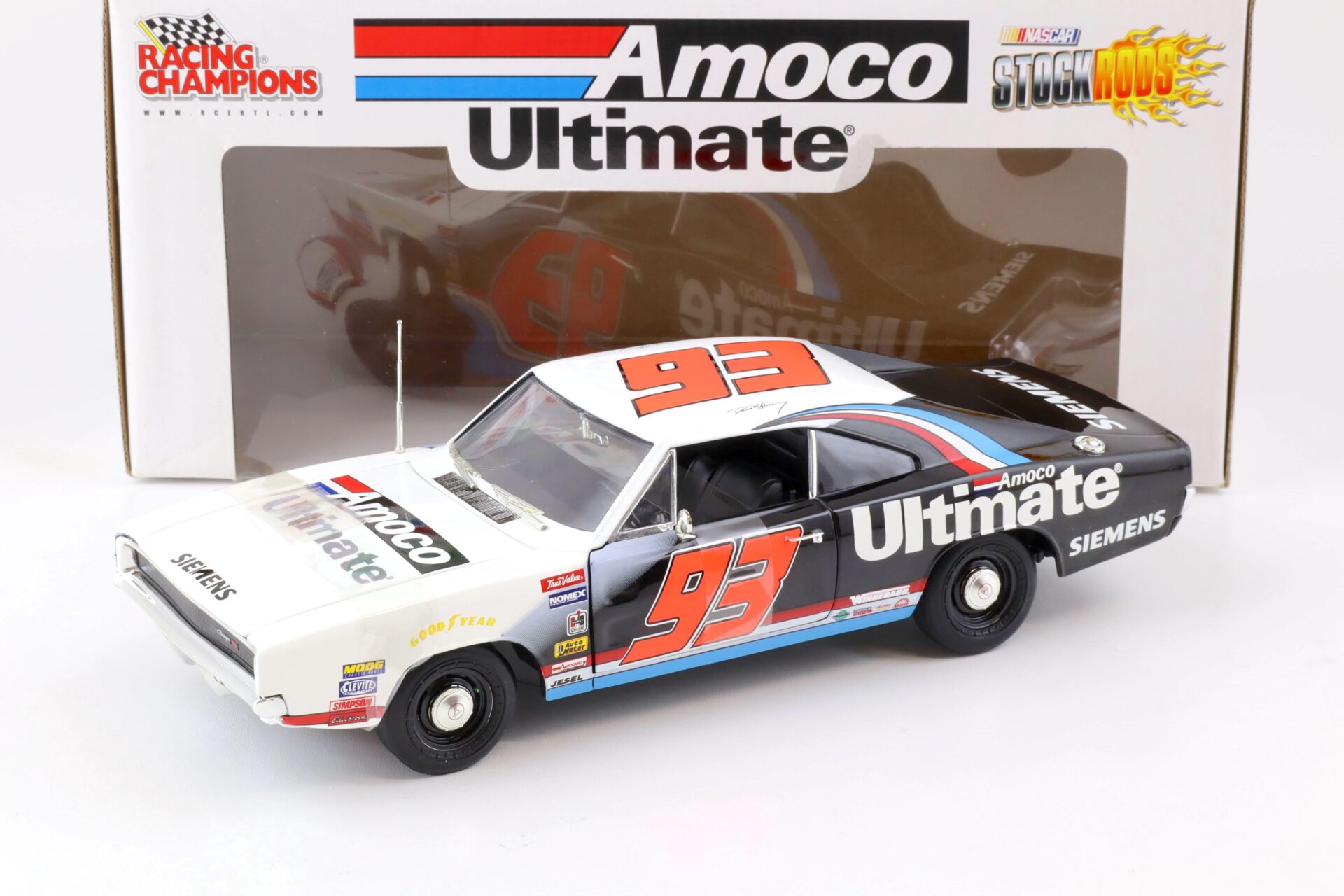 ID 75608 orig.jpg 1:18 ERTL Racing Champions 1968 Dodge Charger Stock Rod Amoco Ultimate #93