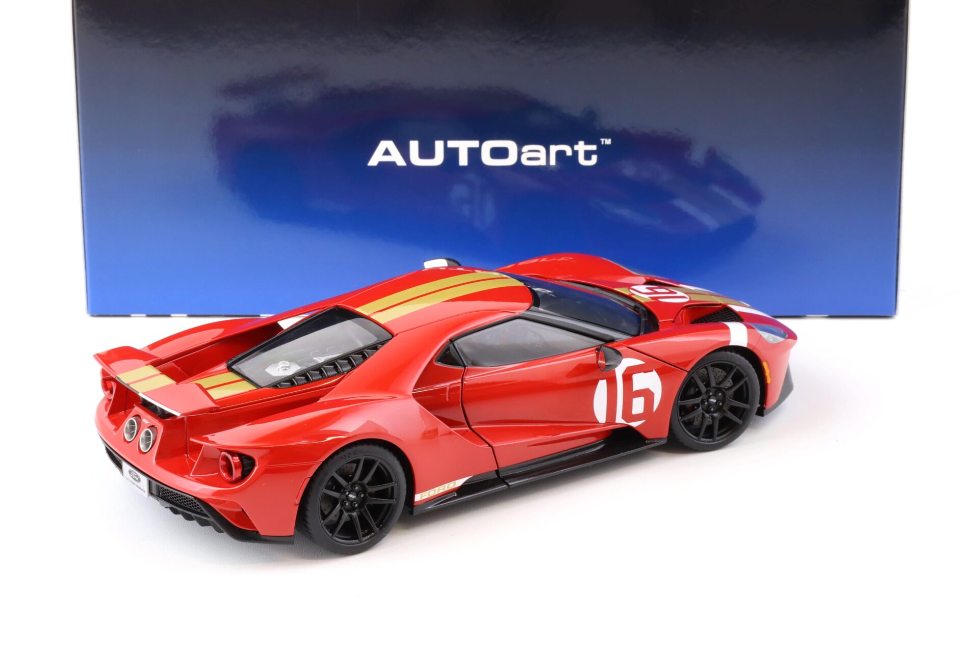 1:18 AUTOart Ford GT 2022 64 Heritage Edition Alan Mann red with gold stripes 72927