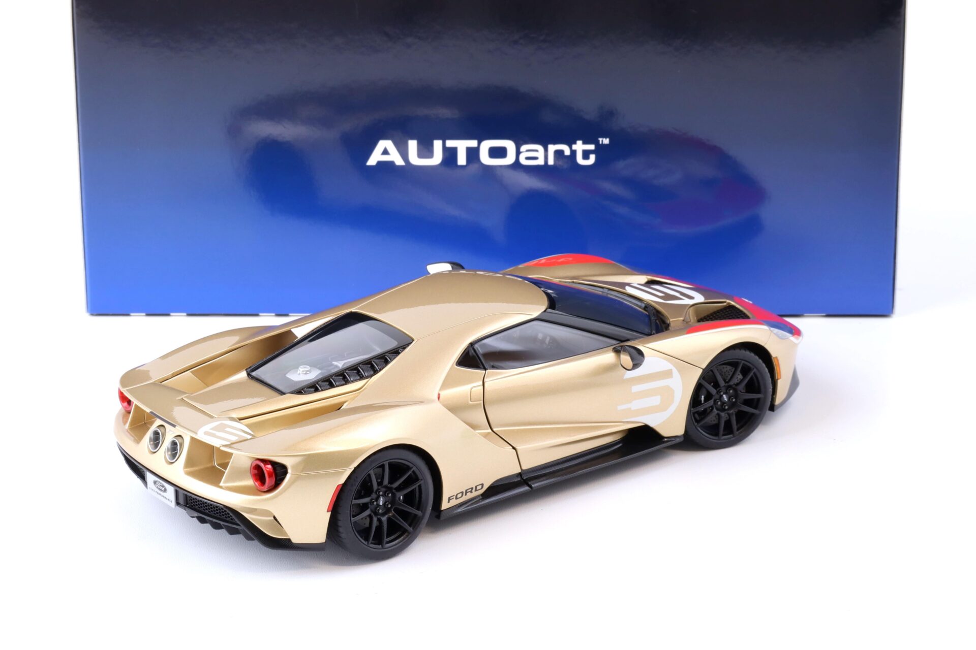 1:18 AUTOart Ford GT 2022 64 Heritage Edition Holman Moody gold red white 72928