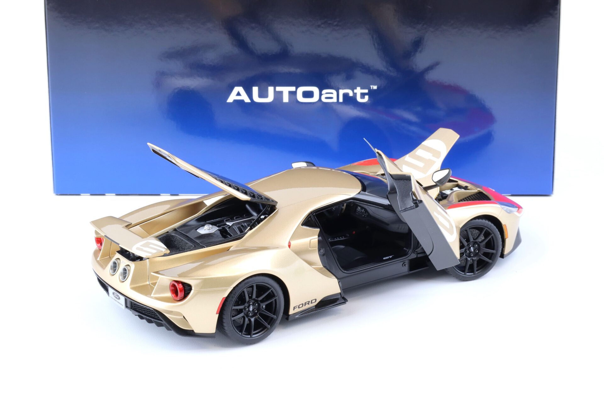 1:18 AUTOart Ford GT 2022 64 Heritage Edition Holman Moody gold red white 72928