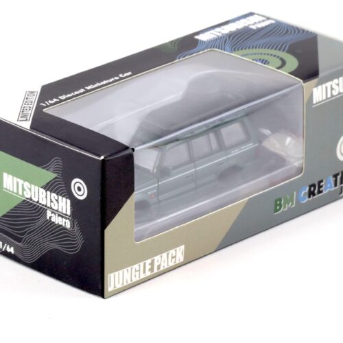 1:64 BMC BM Creations 1996 Mitsubishi Pajero 2nd. Gen. LHD Jungle Pack matt green