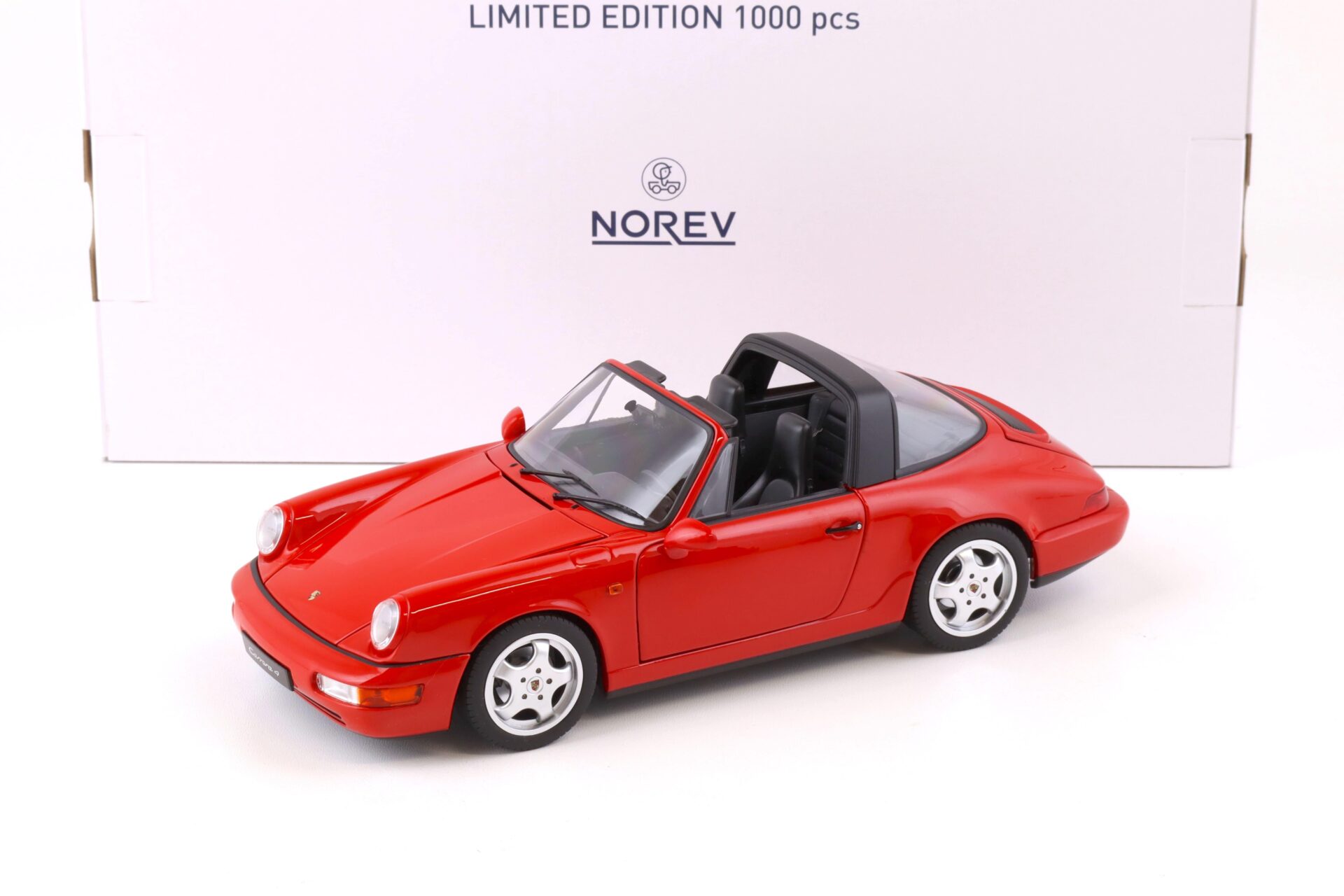 1:18 Norev Porsche 911 (964) Carrera 4 Targa 1990 red