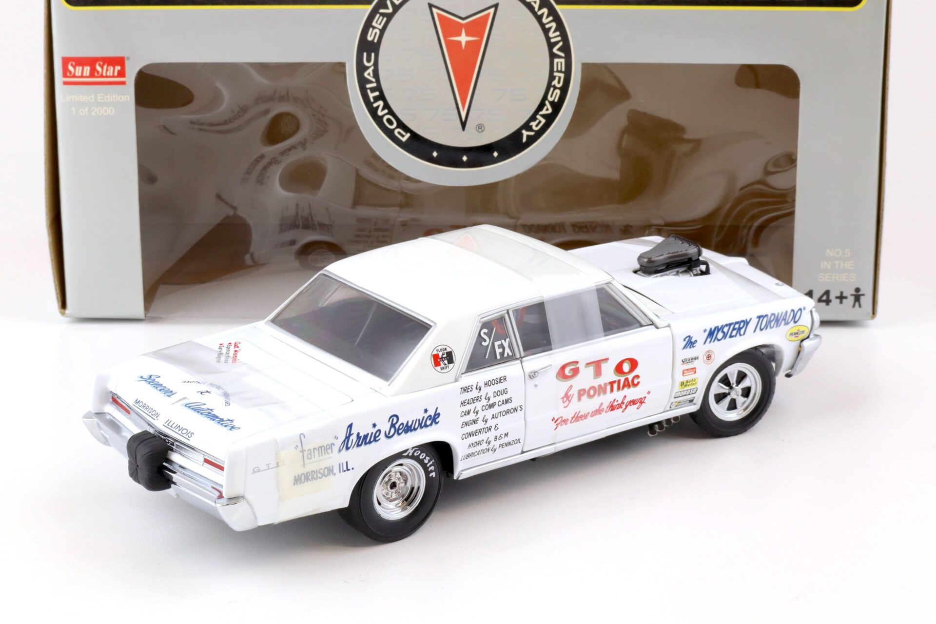 1:18 Sun Star 1964 Pontiac GTO Arnie Farmer BESWICK Mystery Tornado white