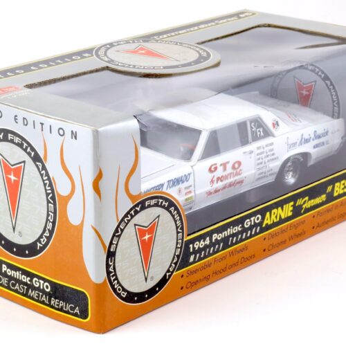 1:18 Sun Star 1964 Pontiac GTO Arnie Farmer BESWICK Mystery Tornado white
