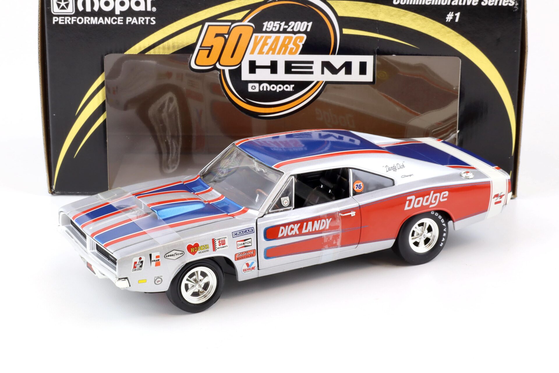 ID 76093 orig 1.jpg 1:18 ERTL 1969 Dodge Charger R/T Dick Landy MOPAR 50 Years Hemi silver/blue/red