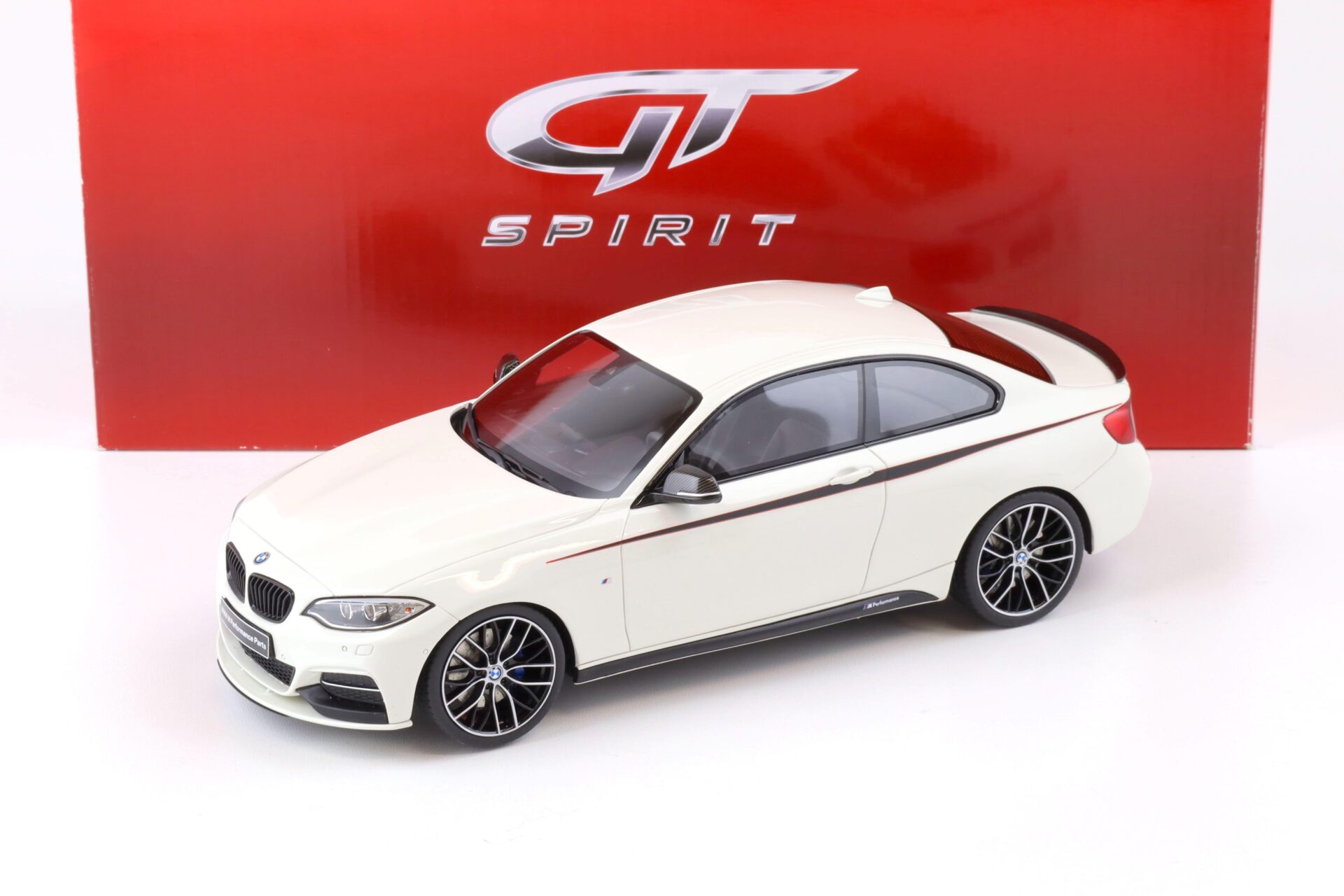 1:18 GT Spirit GT711 BMW M235i Coupe M-Performance white 2015