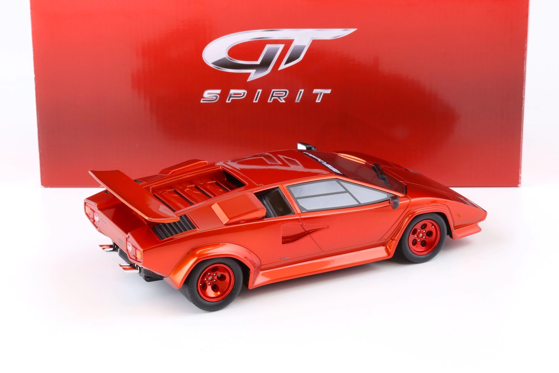 1:18 GT Spirit GT134 Koenig Specials Lamborghini Countach Coupe red