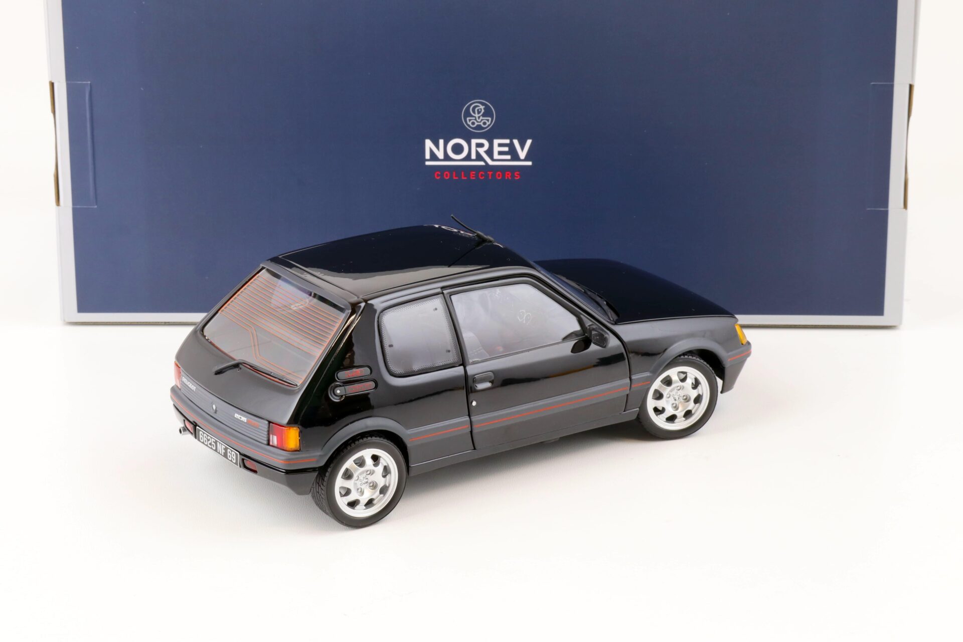 1:18 Norev Peugeot 205 GTi 1.9 black 1988