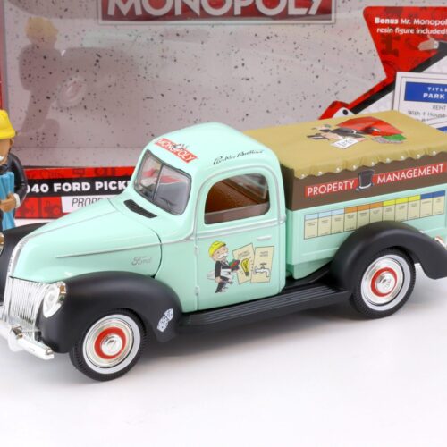 1:18 Auto World 1940 Ford Pickup Property Management Truck Monopoly + Figure
