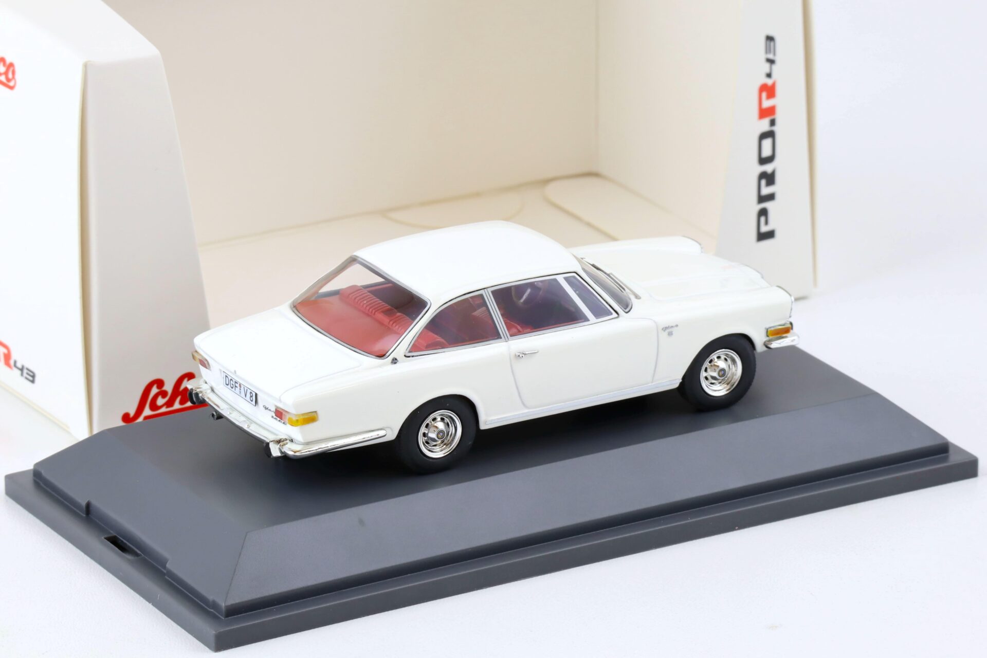 1:43 Schuco PRO.R43 Glas 2600 V8 1966 white 450913300