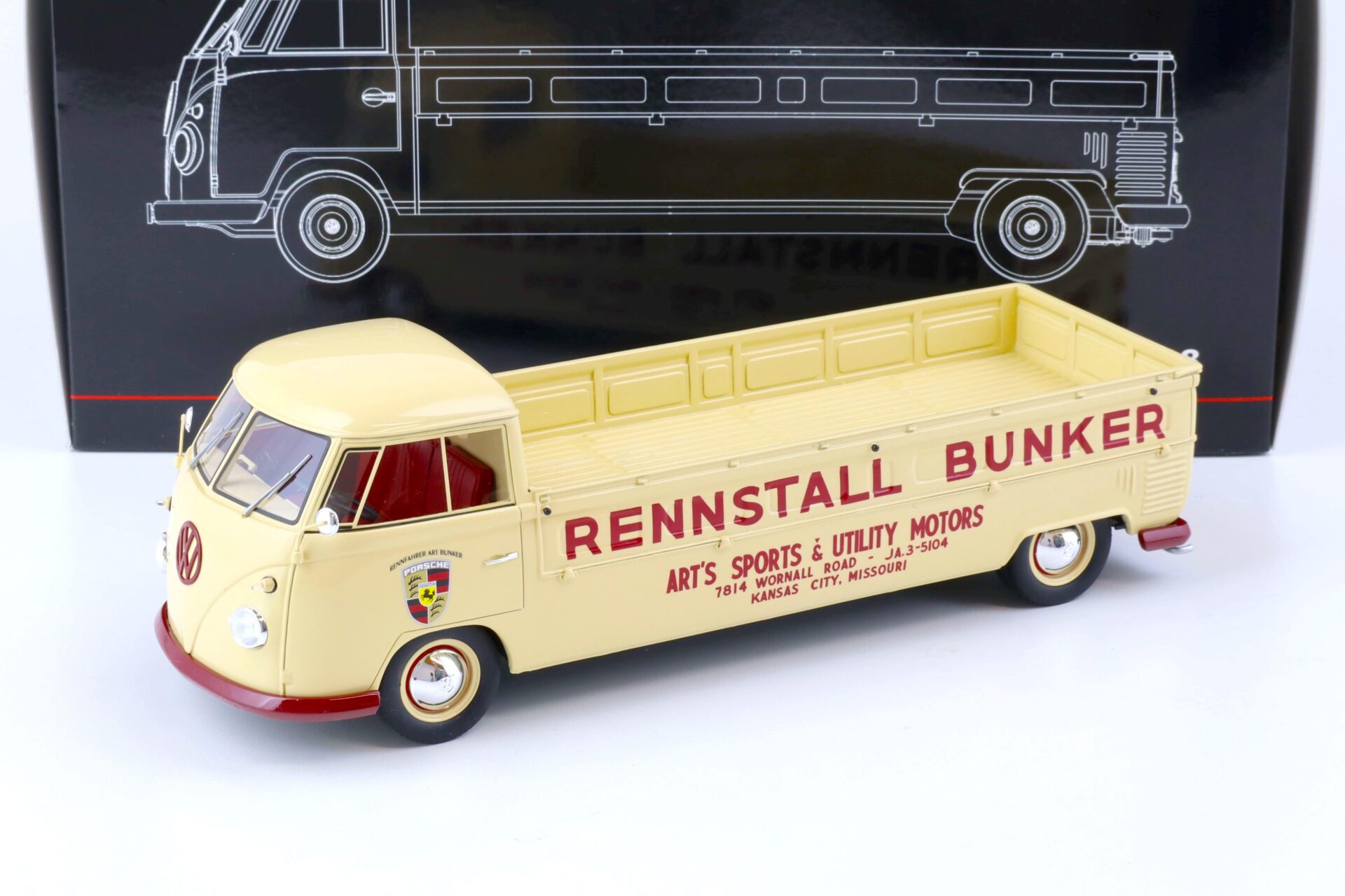 ID 76420 orig 1.jpg 1:18 Premium ClassiXXs VW T1 Langpritsche Bunker Porsche Rennstall beige