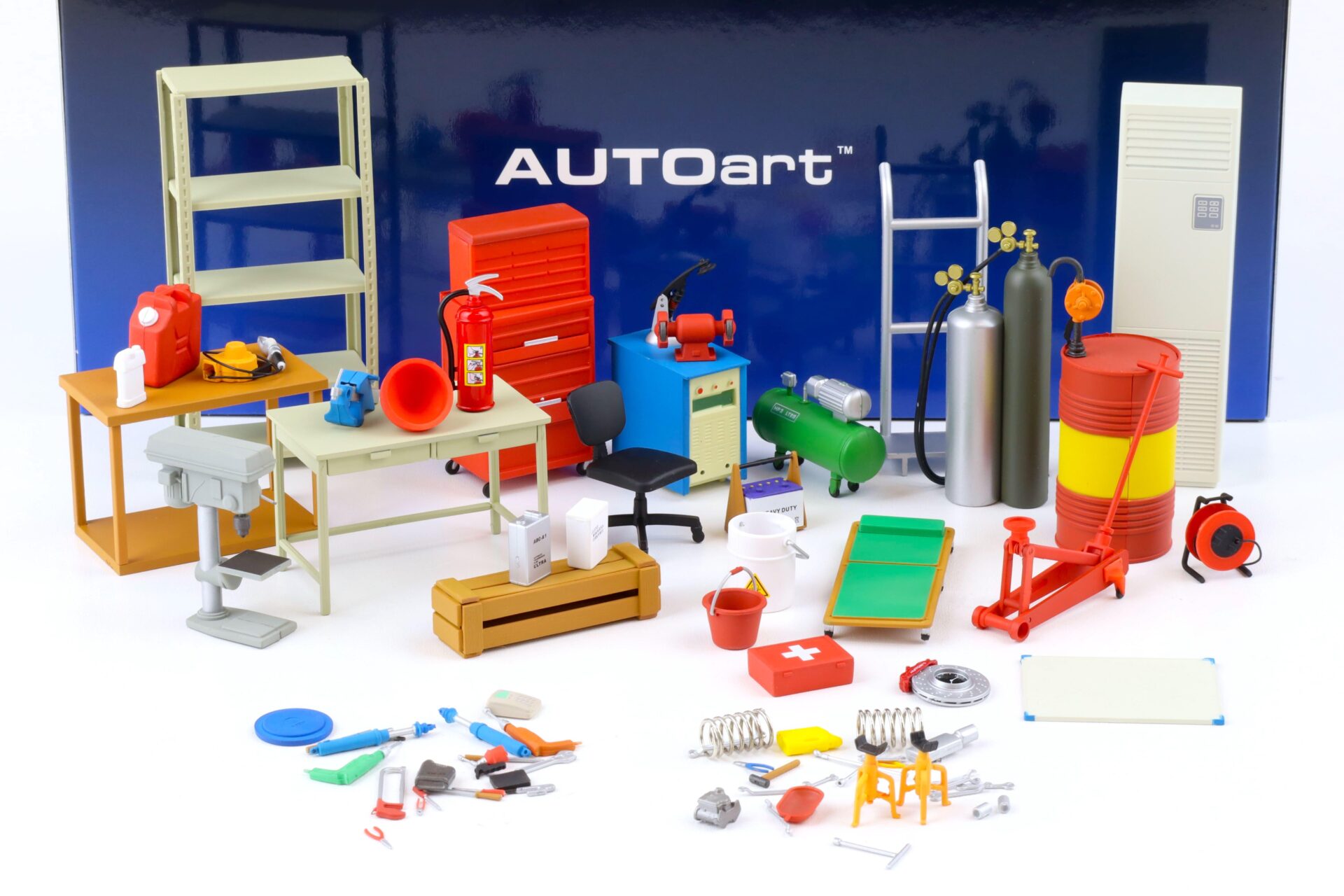 1:18 AUTOart Werkstatt GARAGE Kit SET Version 1 Zubehör Diorama 49110