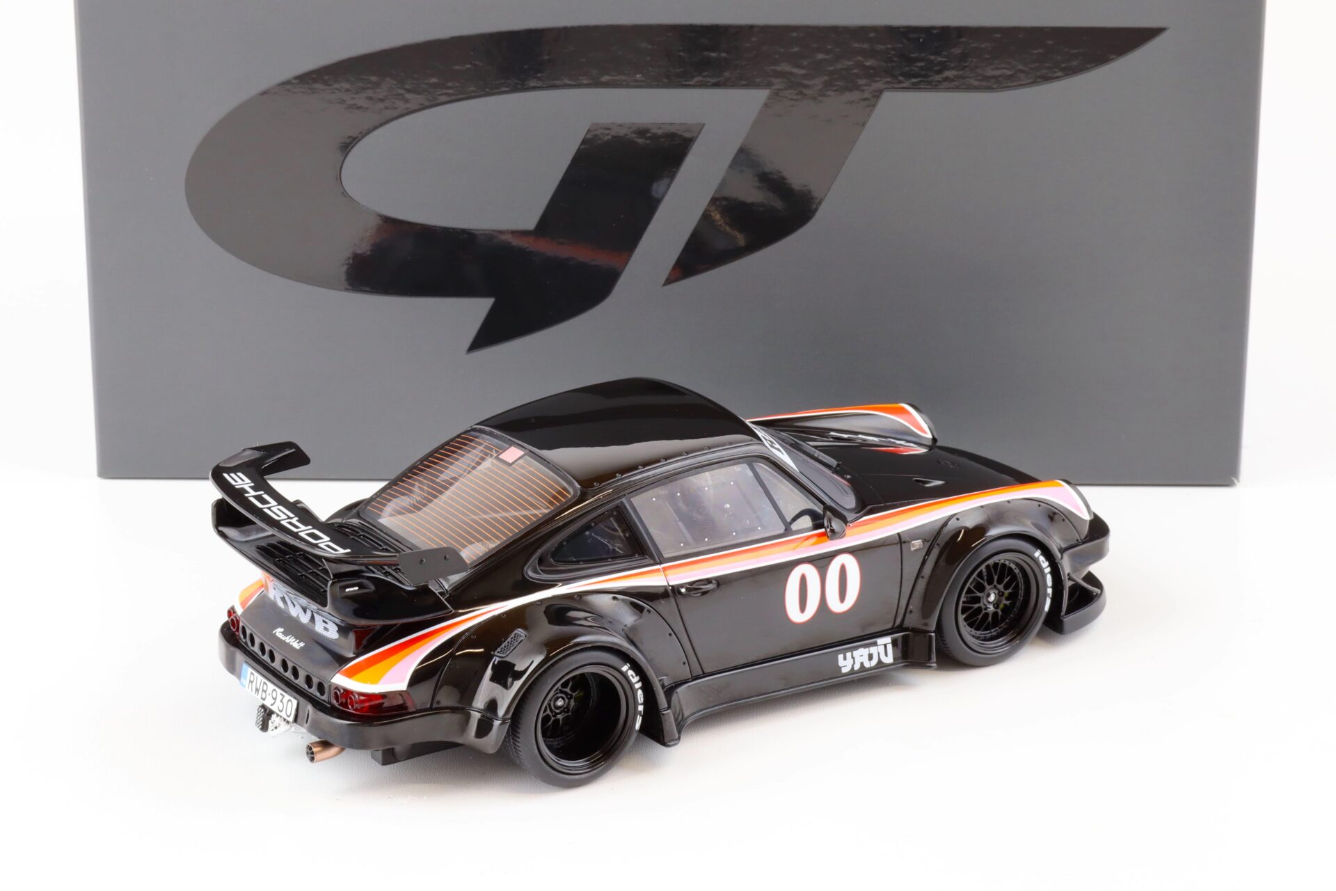 1:18 GT Spirit GT413 Porsche 911 (930) RWB Bodykit YAJU black 2019