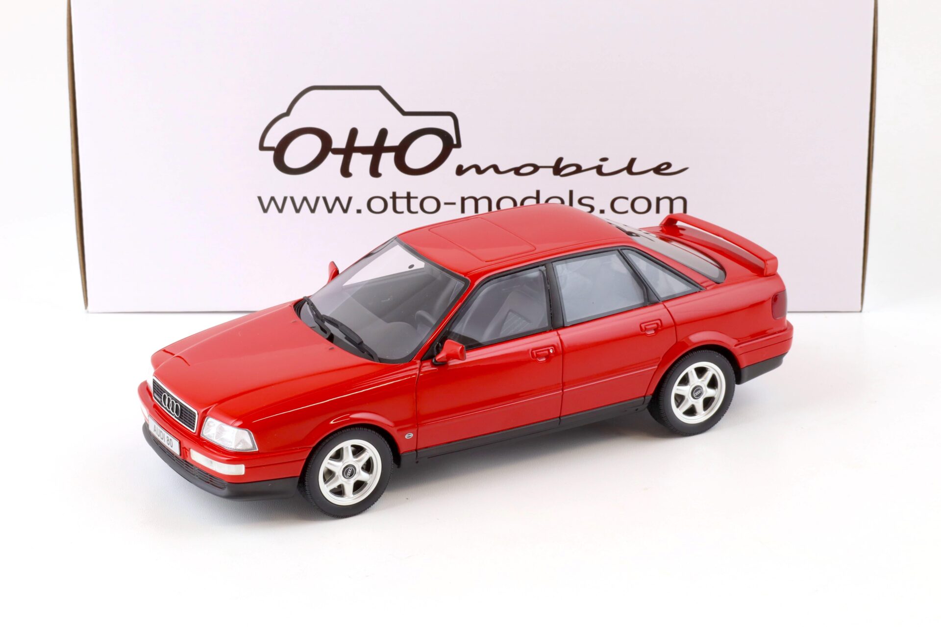1:18 OTTO mobile OT355 Audi 80 Quattro Competition 1994 Laser red