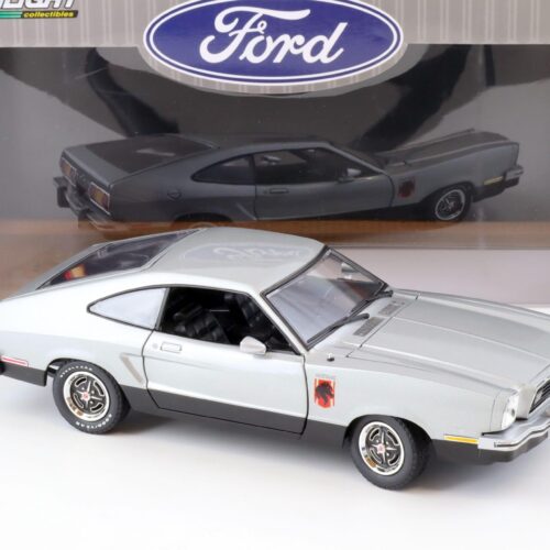 1:18 Greenlight 1976 Ford Mustang II Stallion silver metallic