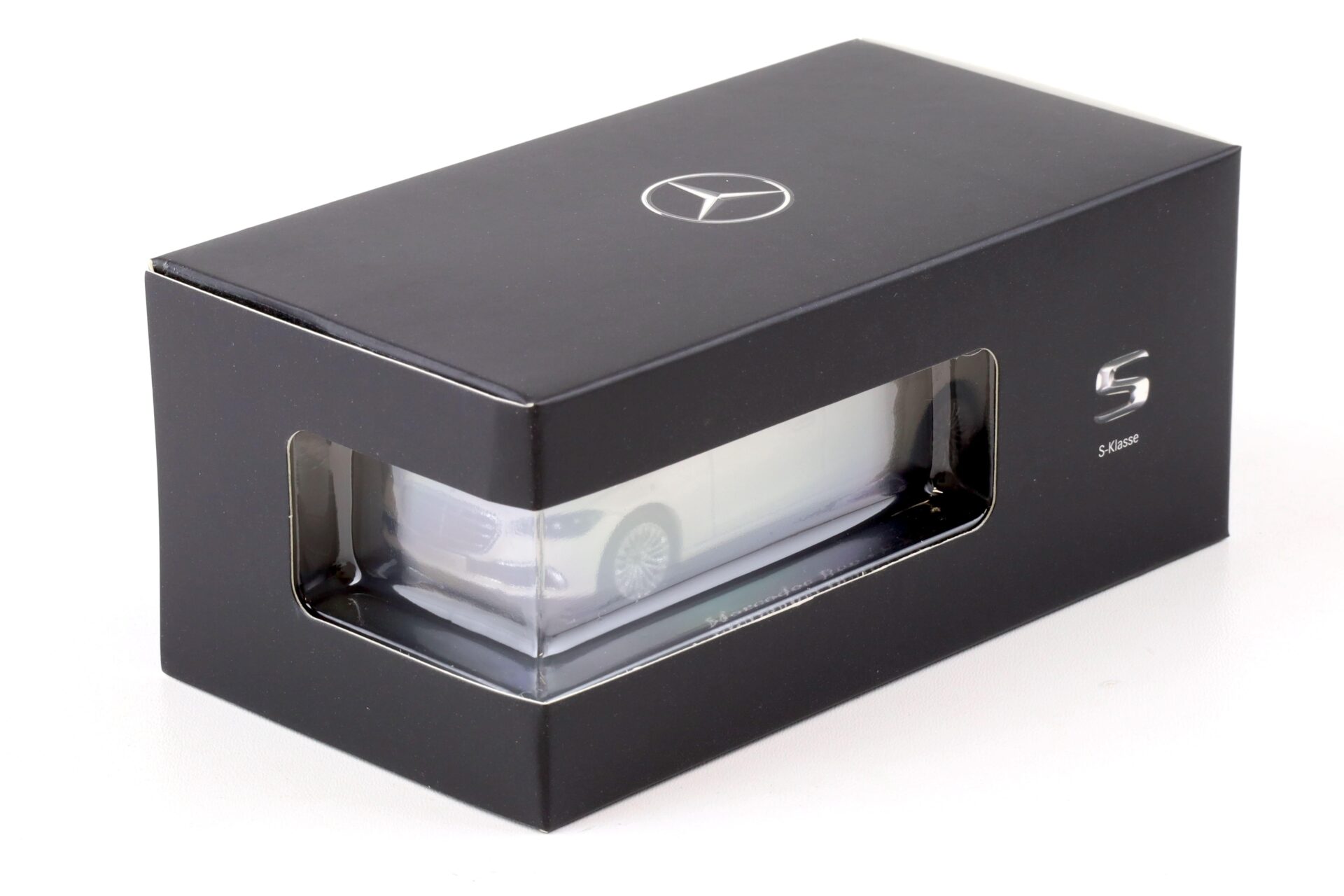 1:43 Herpa Mercedes S Class V223 designo diamond white bright DEALER VERSION