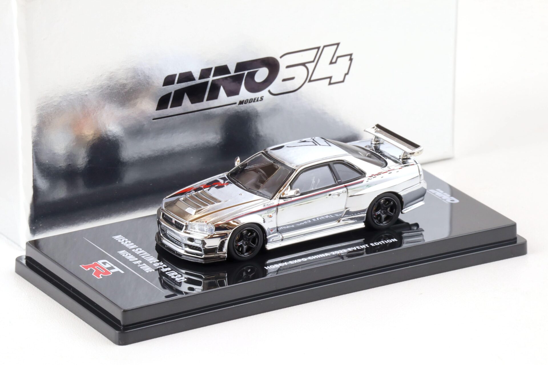 ID 77407 orig 1.jpg 1:64 INNO64 Nissan Skyline (R34) GT-R Nismo R-Tune Hobby Expo China 2023 silver chrome