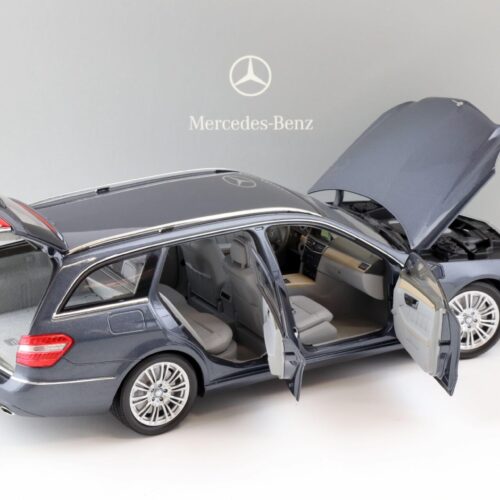 1:18 Minichamps Mercedes E-Klasse T-Modell S212 tenorit grey metallic DEALER VERSION