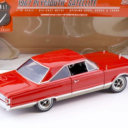 1:18 Highway61 Plymouth Satellite 1967 red/ silver