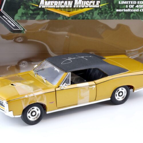 1:18 ERTL American Muscle 1966 Pontiac GTO John Force gold metallic/ black