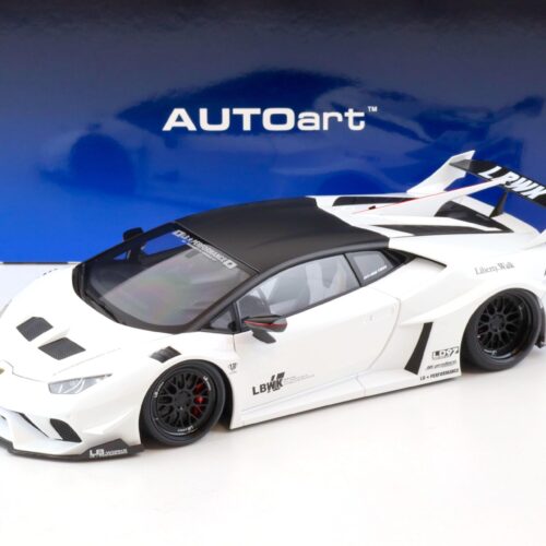 1:18 AUTOart Lamborghini Huracan GT LB-SILHOUETTE Works 2019 white