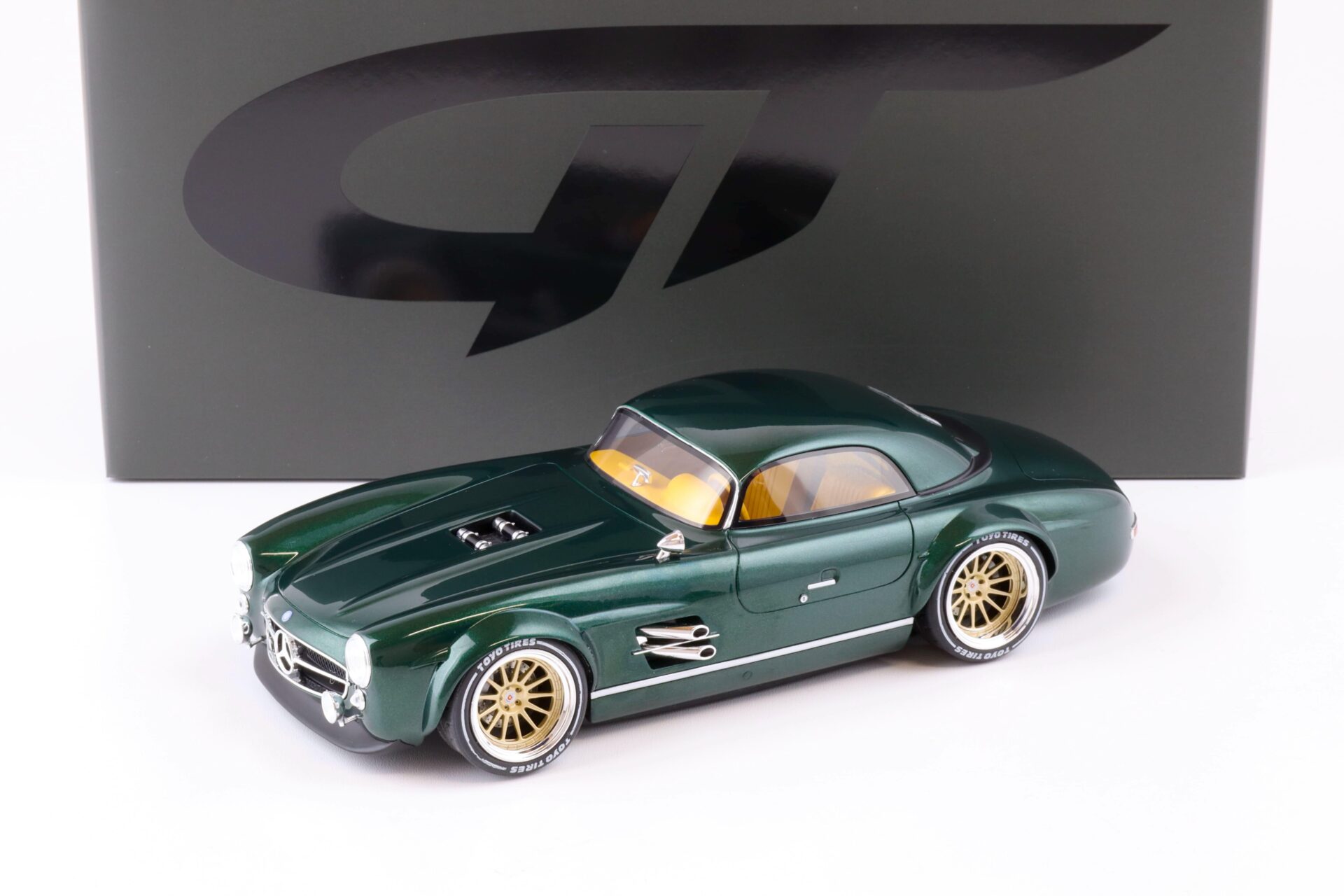 ID 78033 orig.jpg 1:18 GT Spirit GT872 Mercedes 300SL S-Klub Speedster by Slang500 green 2021