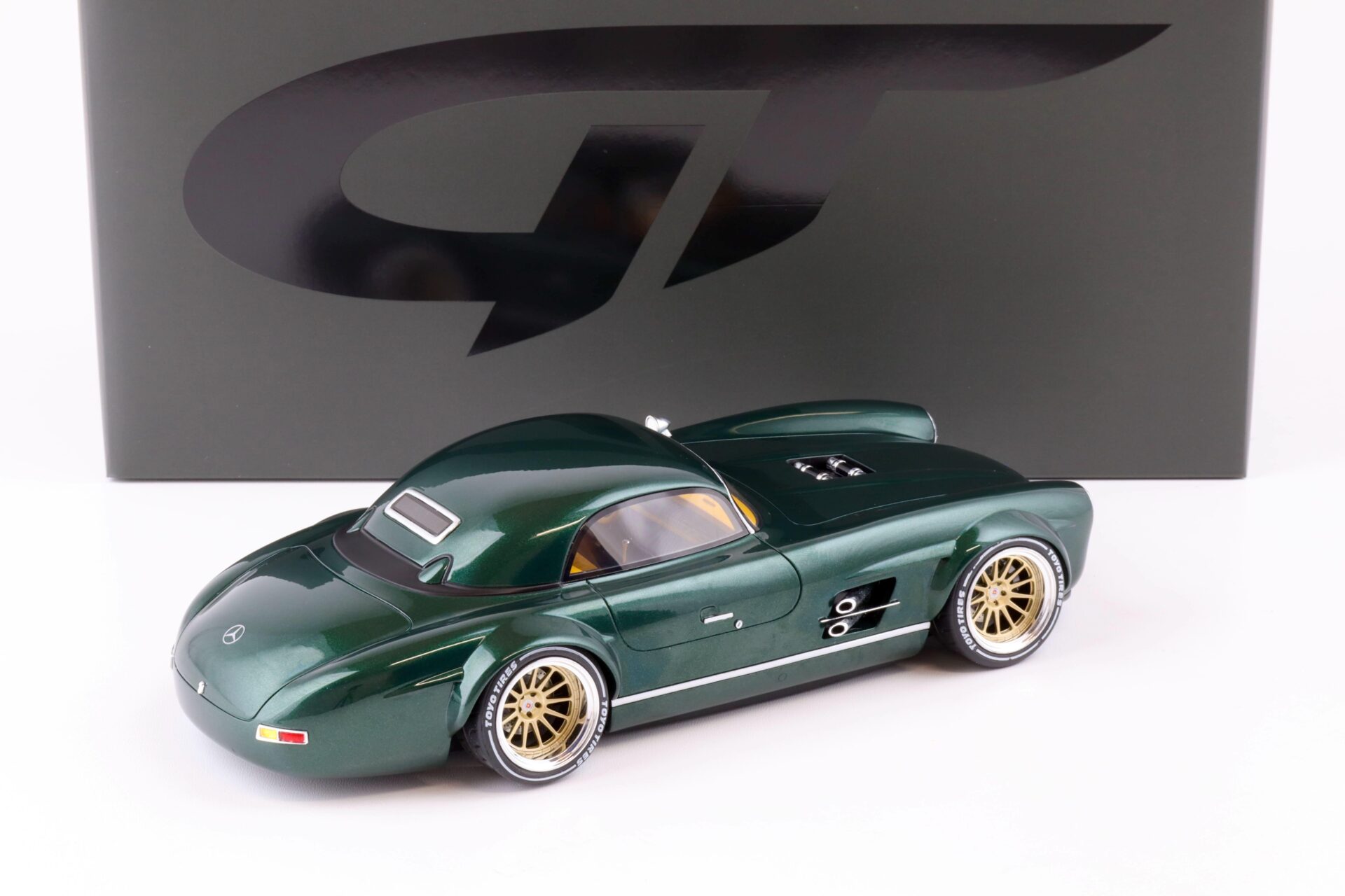 1:18 GT Spirit GT872 Mercedes 300SL S-Klub Speedster by Slang500 green 2021