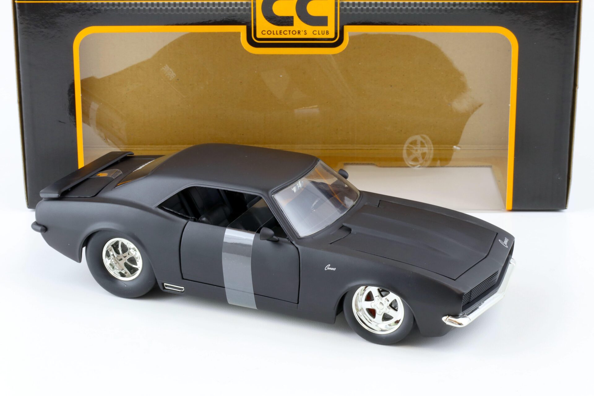 1:18 JADA Toys 1968 Chevrolet Camaro Collectors Club matt black