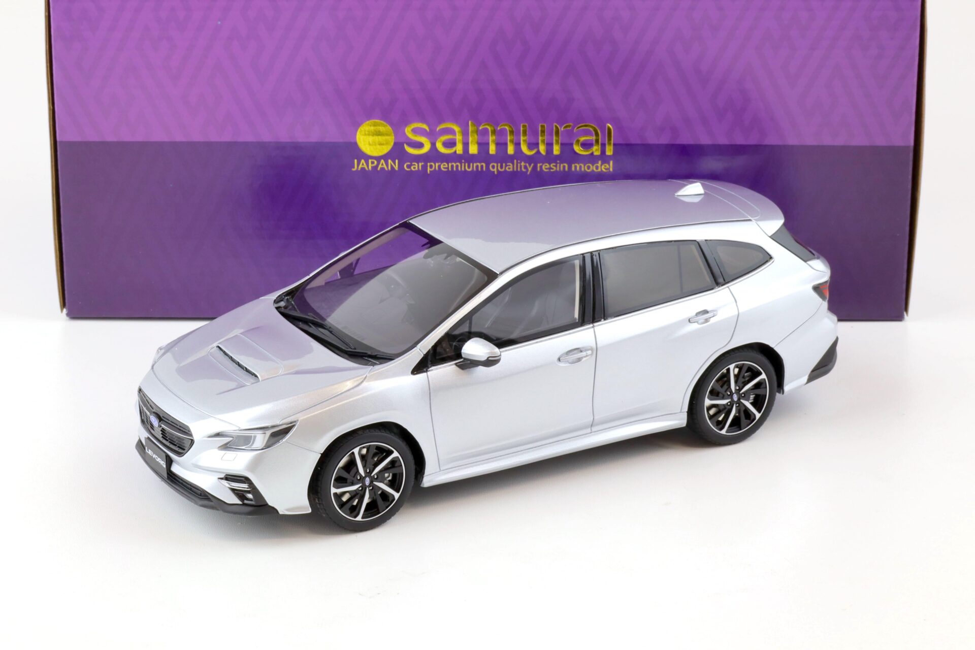 1:18 Kyosho Samurai Subaru Levorg GT-H EX Station Wagon 2022 silver