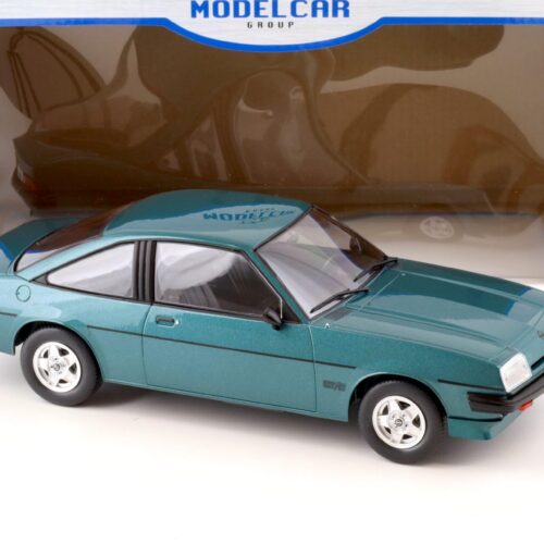 1:18 MCG Opel Manta B GT/E Coupe green metallic/ black 1980
