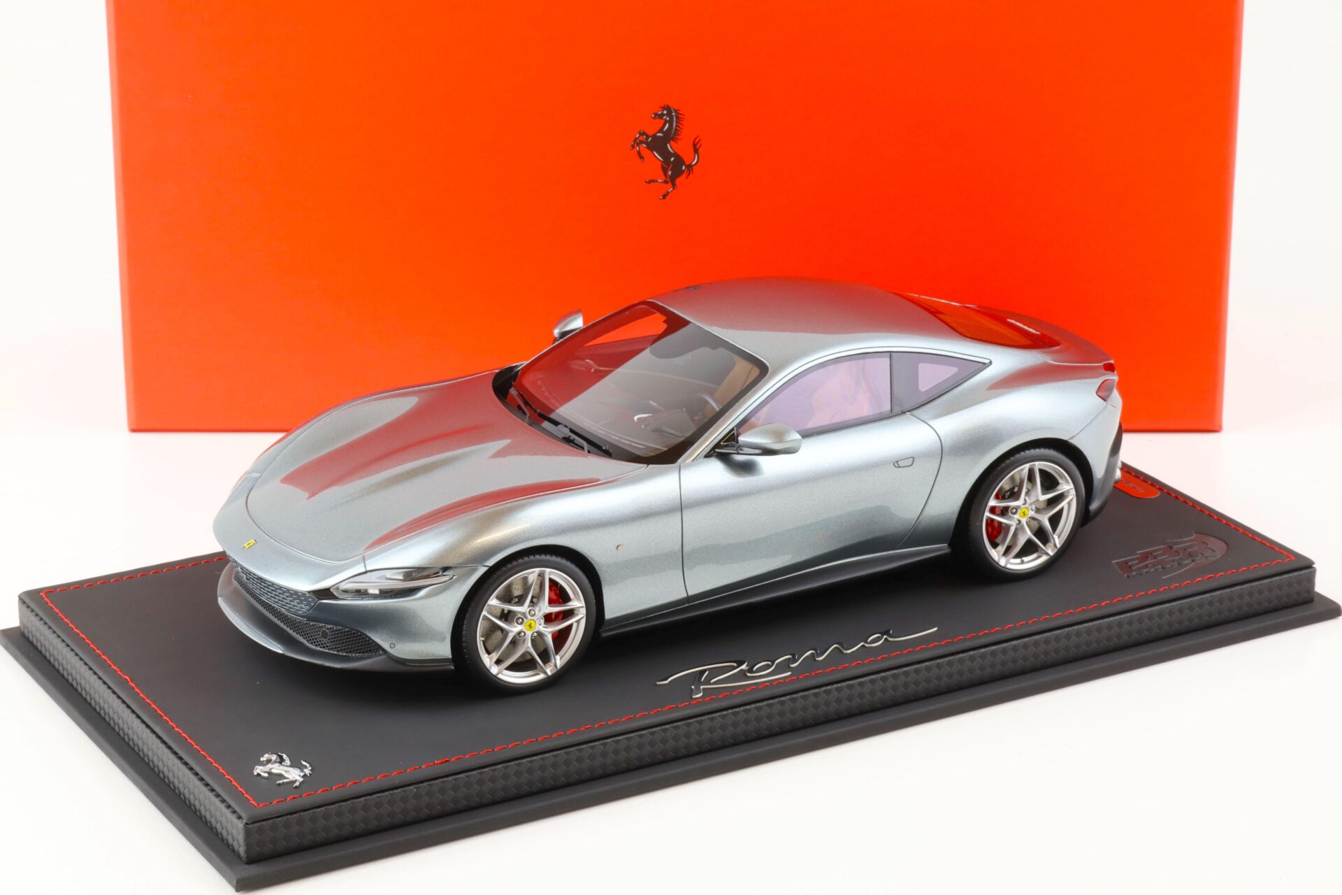 1:18 BBR Ferrari Roma Grigio Titan 3239 grey with showcase - Limited 24 pcs.