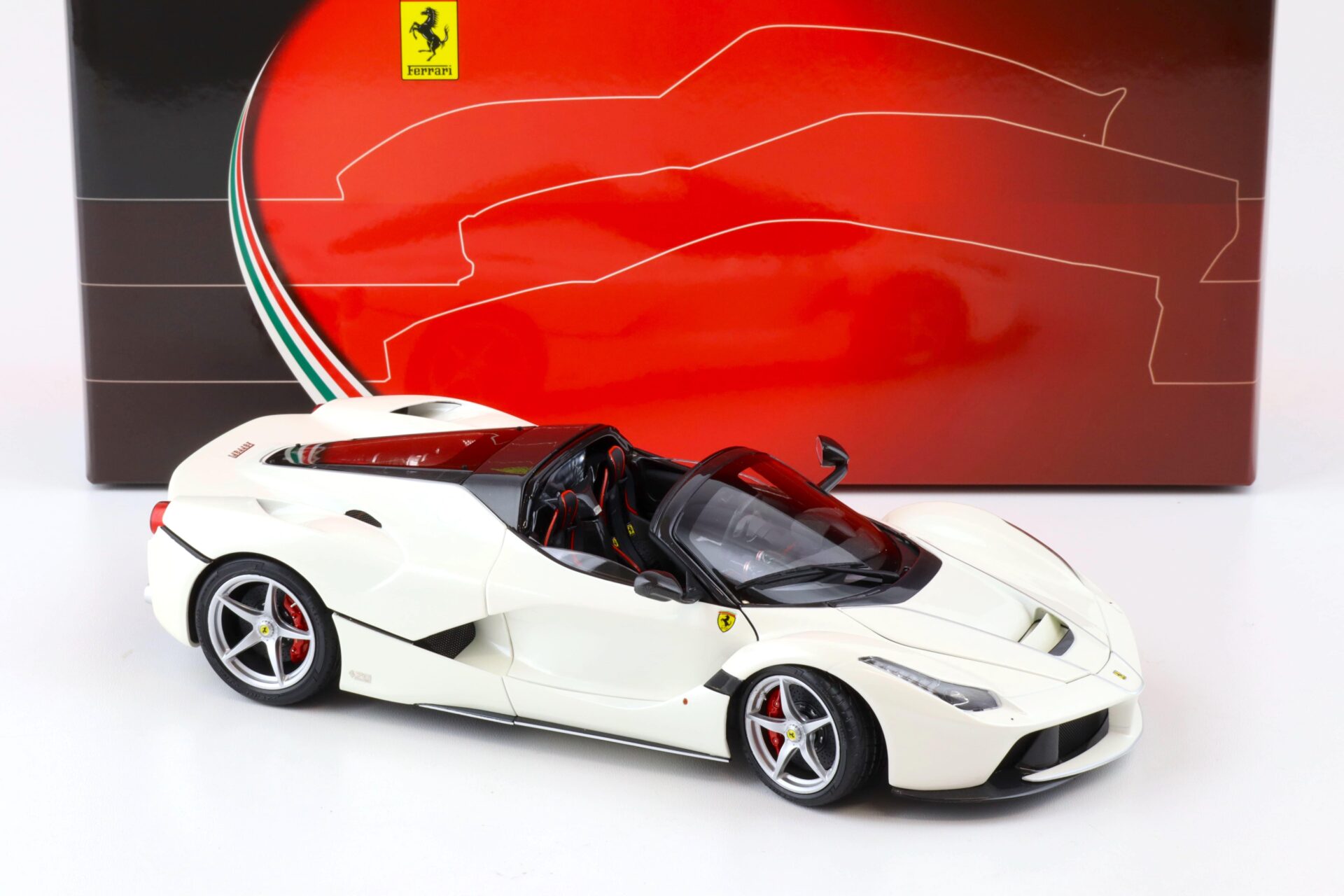 1:18 BBR Ferrari LaFerrari Aperta Bianco Italia white Die-Cast