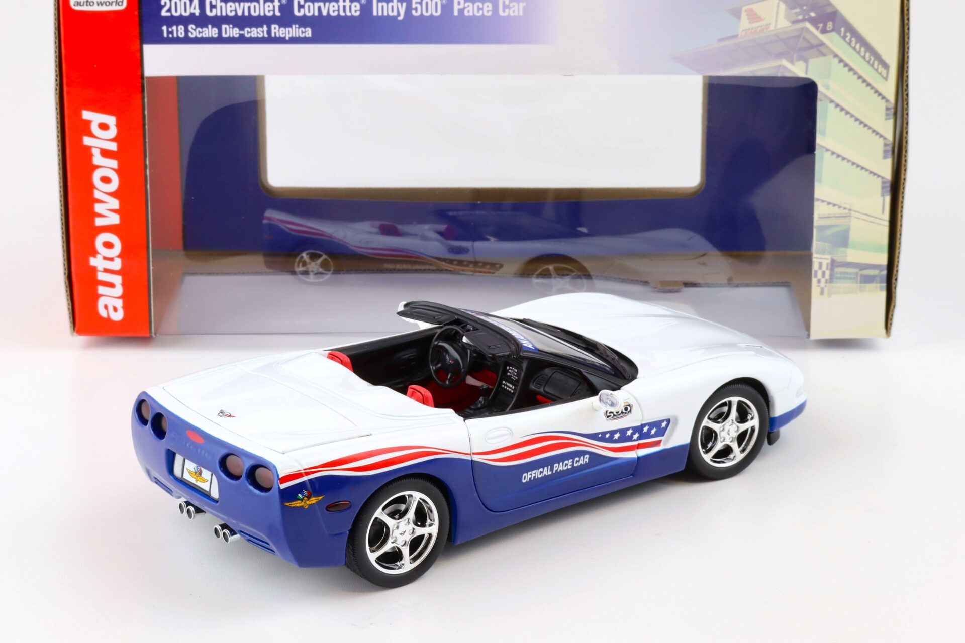 1:18 Auto World 2004 Chevrolet Corvette C5 Indy 500 Pace Car white/ blue