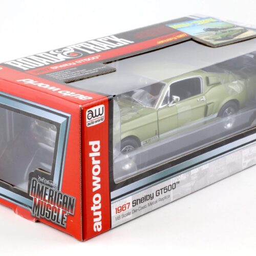 1:18 Auto World 1967 Shelby GT500 Coupe green metallic/ white Road Track Car Cover