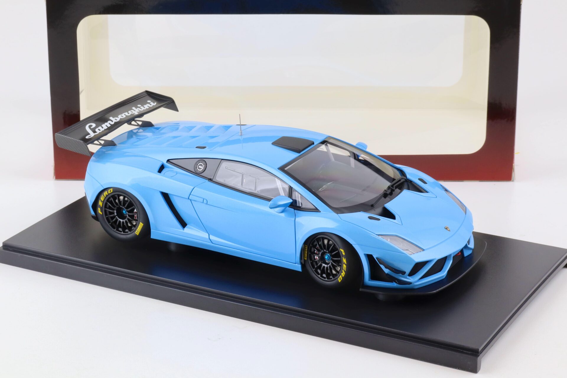 1:18 AUTOart Lamborghini Gallardo GT3 FL2 - 2013 blue metallic 81359