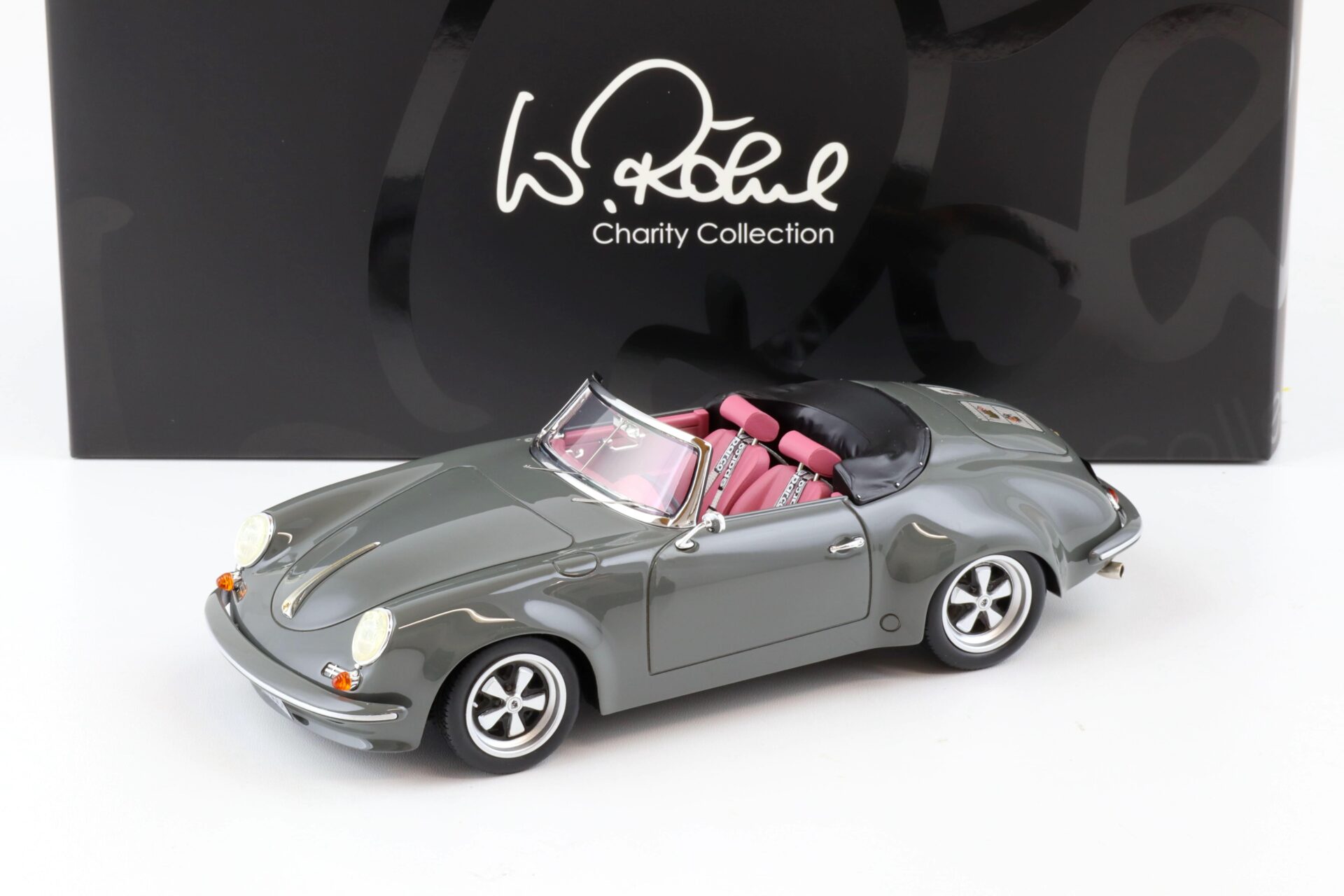 ID 79688 orig 1.jpg 1:18 car.tima EXCLUSIVE Porsche 356 3000 RR Walter Röhrl Charity Collection grey