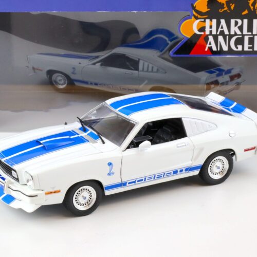 1:18 Greenlight 1976 Ford Mustang II Cobra II white Jill Munroe Charlie's Angels