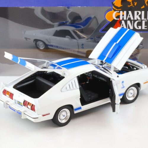 1:18 Greenlight 1976 Ford Mustang II Cobra II white Jill Munroe Charlie's Angels