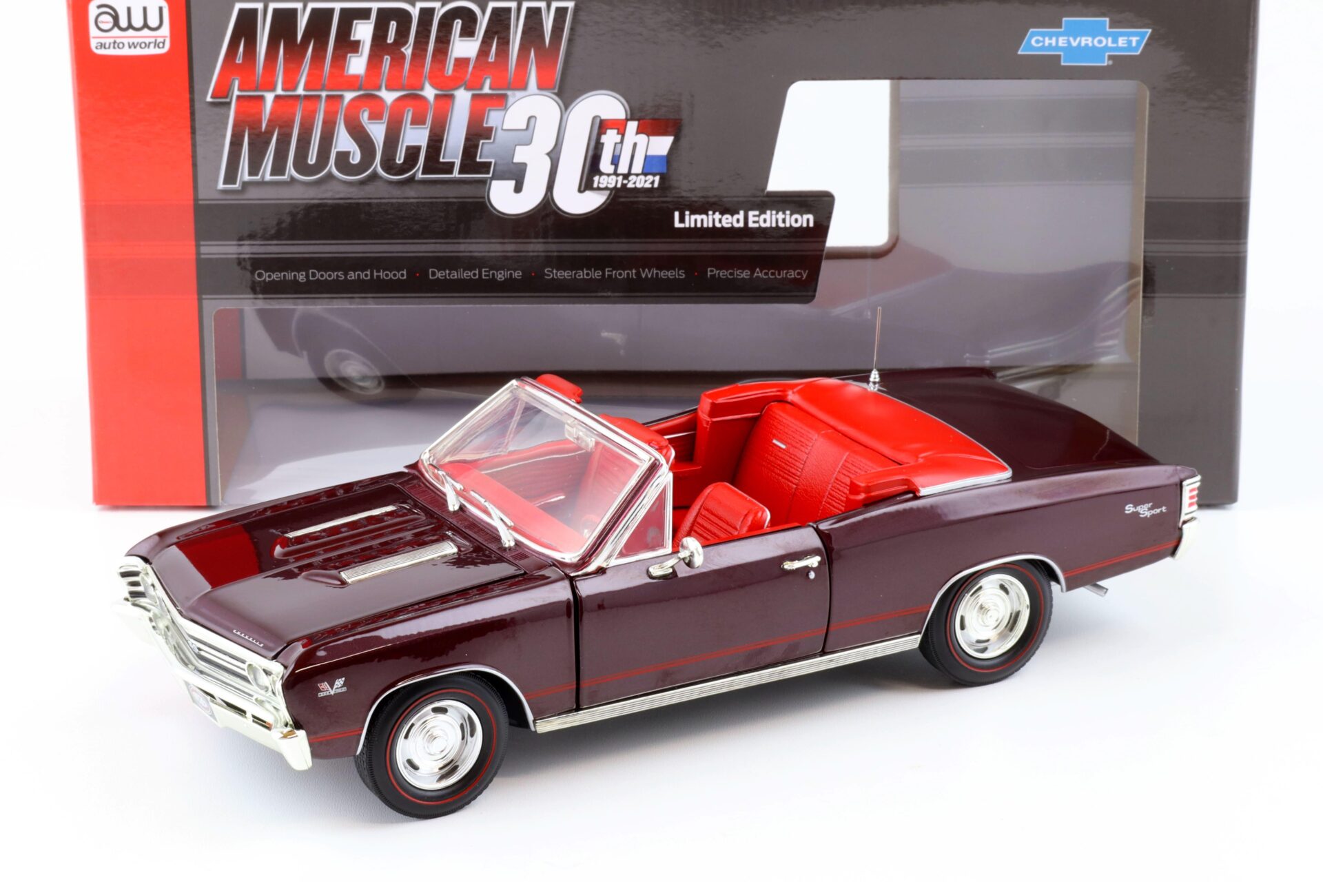 1:18 Auto World 1967 Chevrolet Chevelle SS 396 Convertible madeira maroon