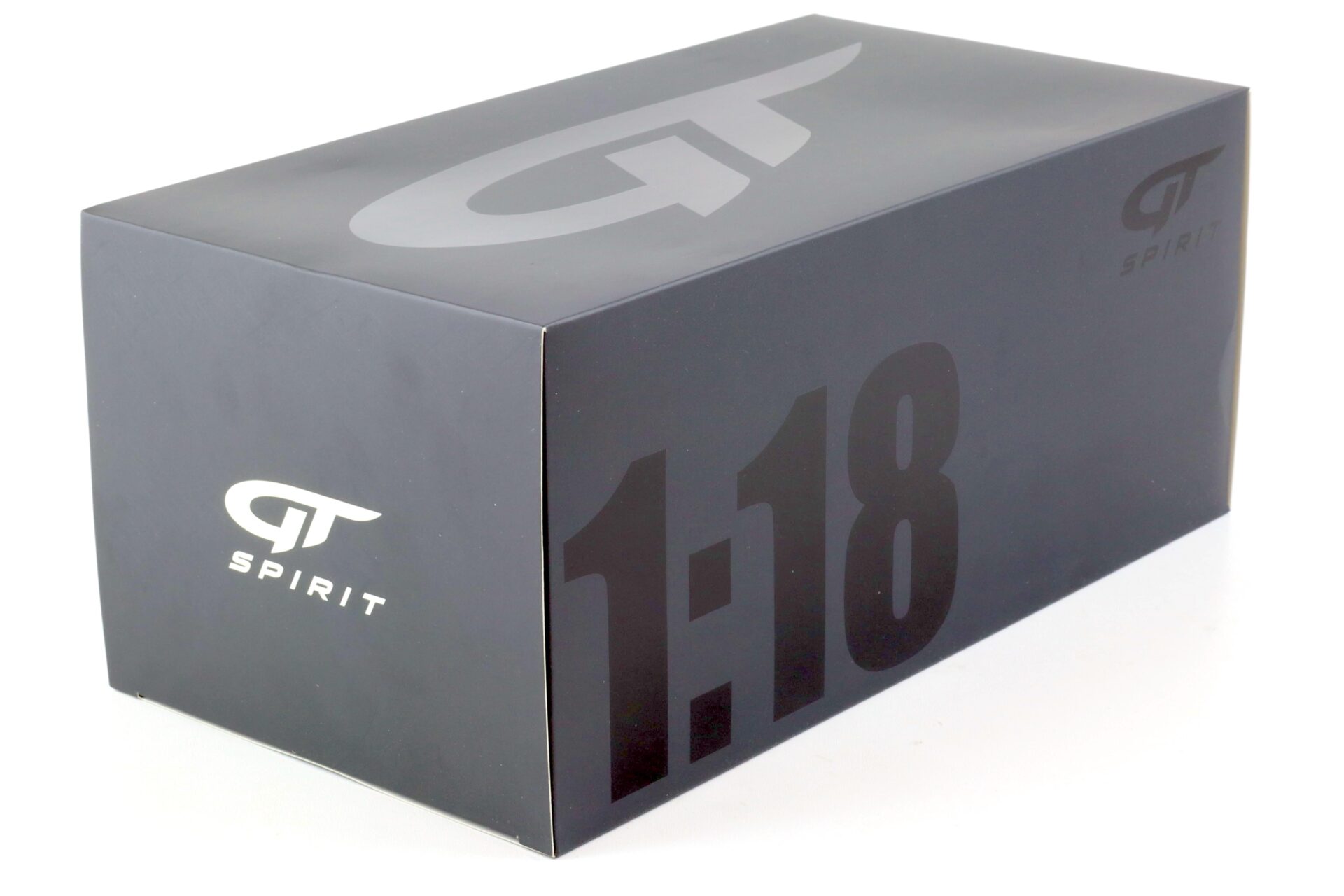 1:18 GT Spirit GT786 Porsche 911 (930) Turbo S Coupe Grand Prix white 1985