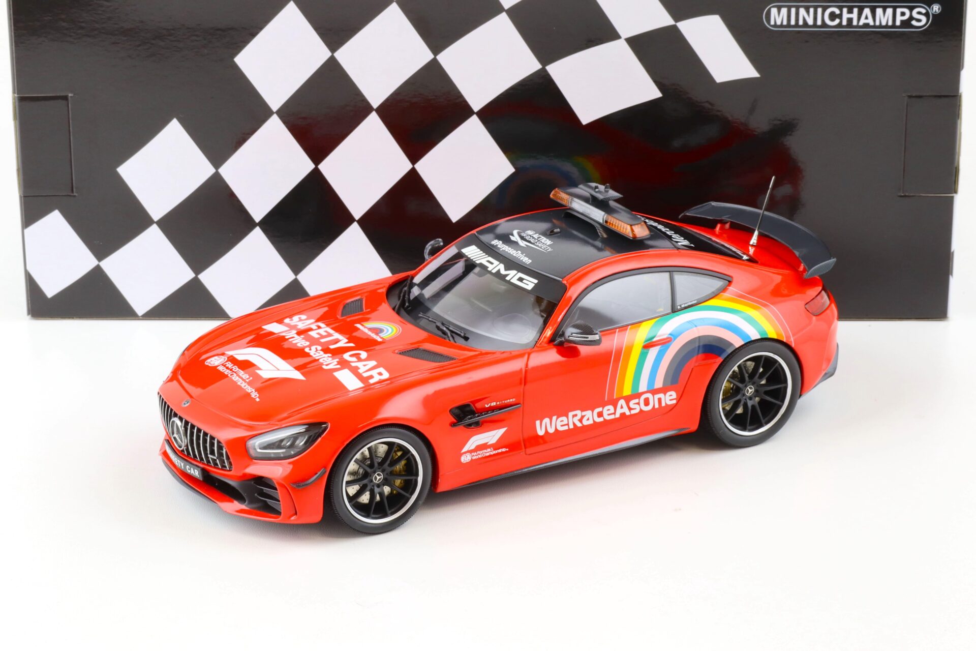 1:18 Minichamps Mercedes AMG GT-R F1 Safety Car 2020 Mugello 1000 GP of Ferrari
