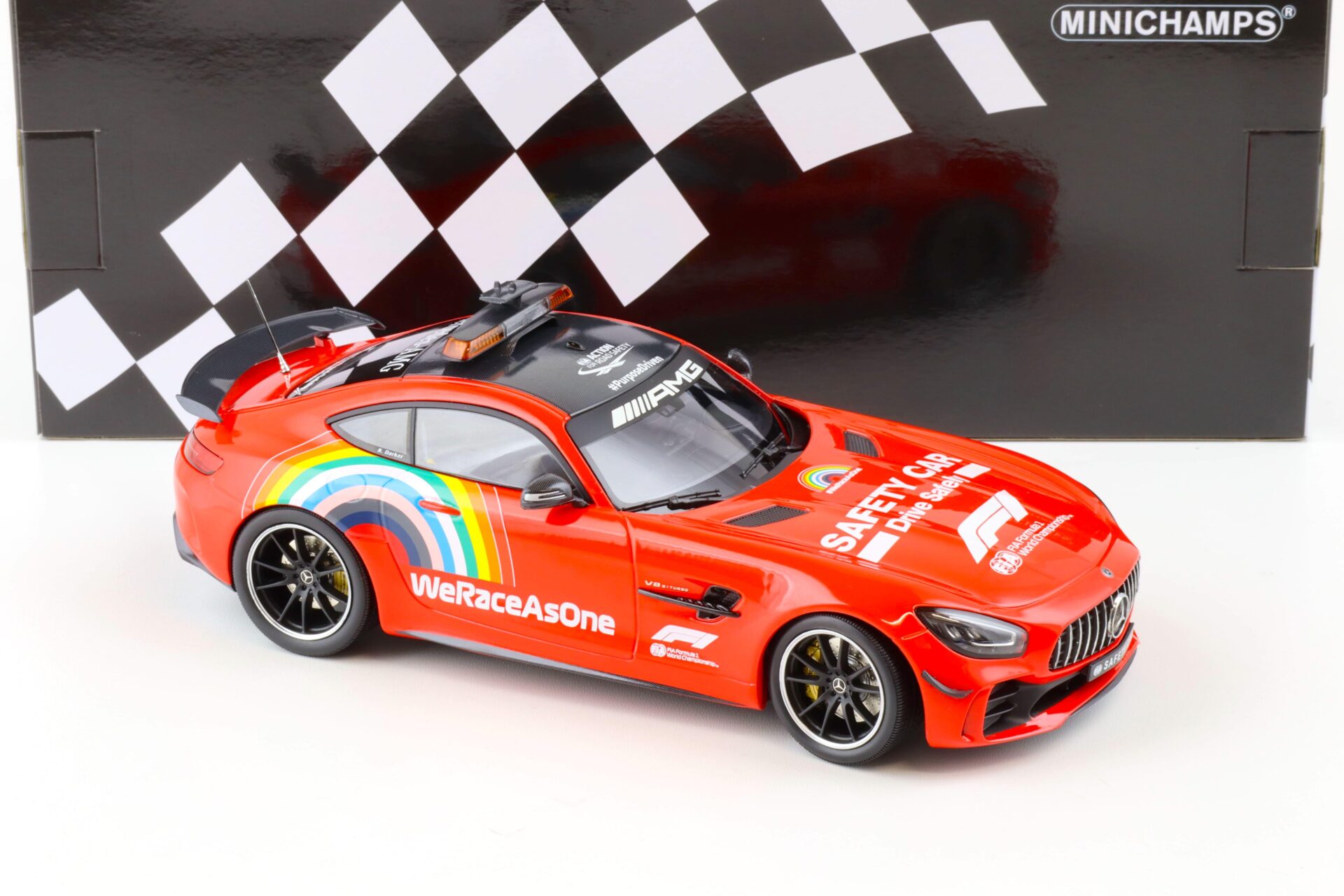 1:18 Minichamps Mercedes AMG GT-R F1 Safety Car 2020 Mugello 1000 GP of Ferrari