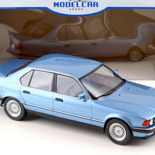 1:18 MCG BMW 7-Series 730i (E32) Limousine blue metallic